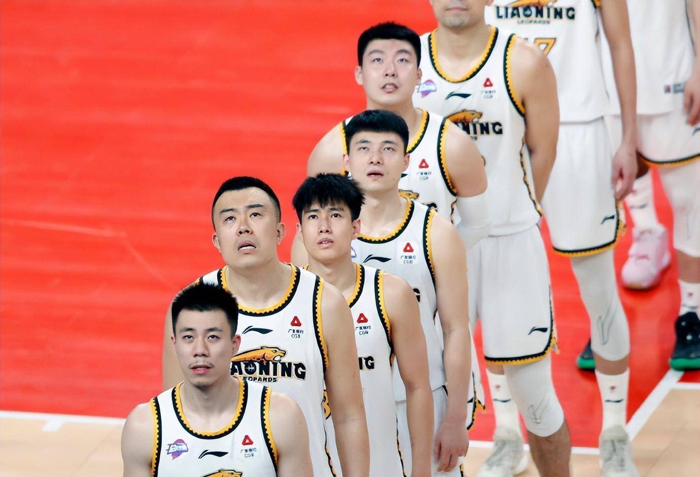 开云娱乐平台 -关于关键时刻多特蒙德状态回暖：CBA常规赛节点到来，媒体盛赞，赛程密集仍需轮换的信息